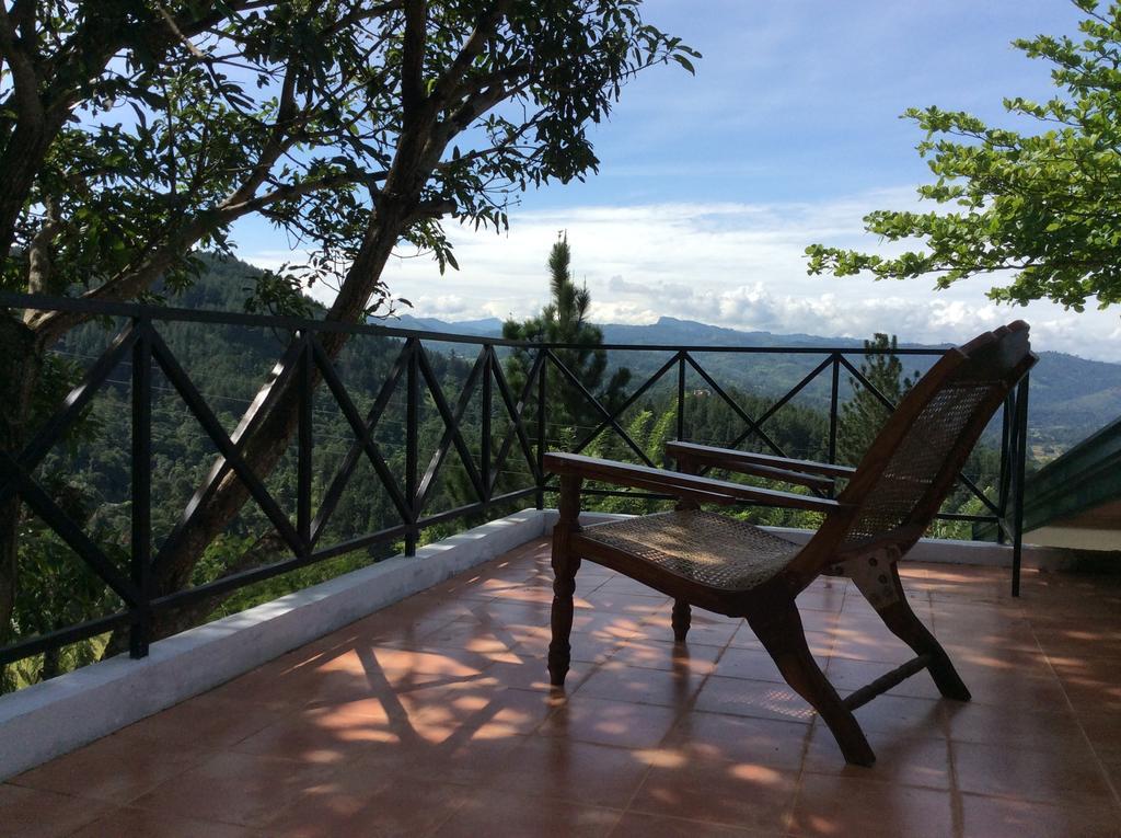 Amandari Holiday Villa Gelioya Exterior photo