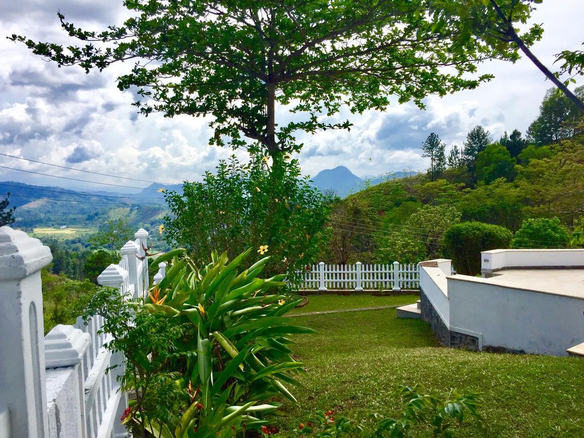 Amandari Holiday Villa Gelioya Exterior photo