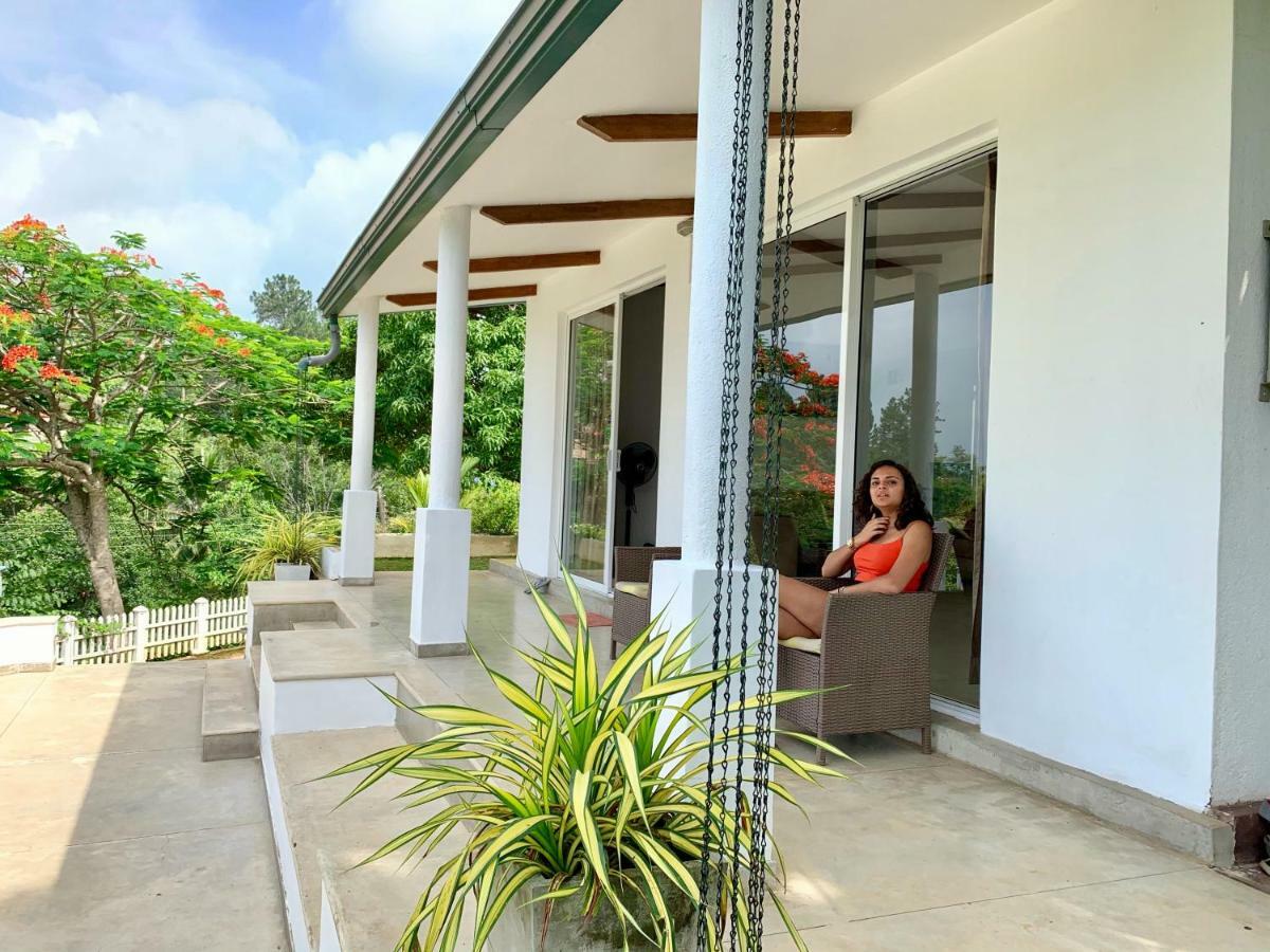 Amandari Holiday Villa Gelioya Exterior photo