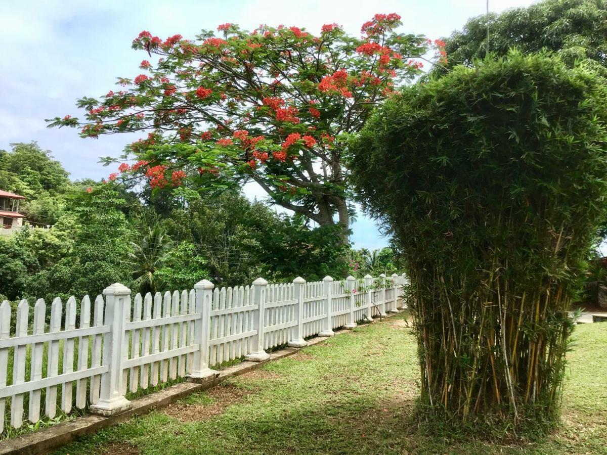 Amandari Holiday Villa Gelioya Exterior photo