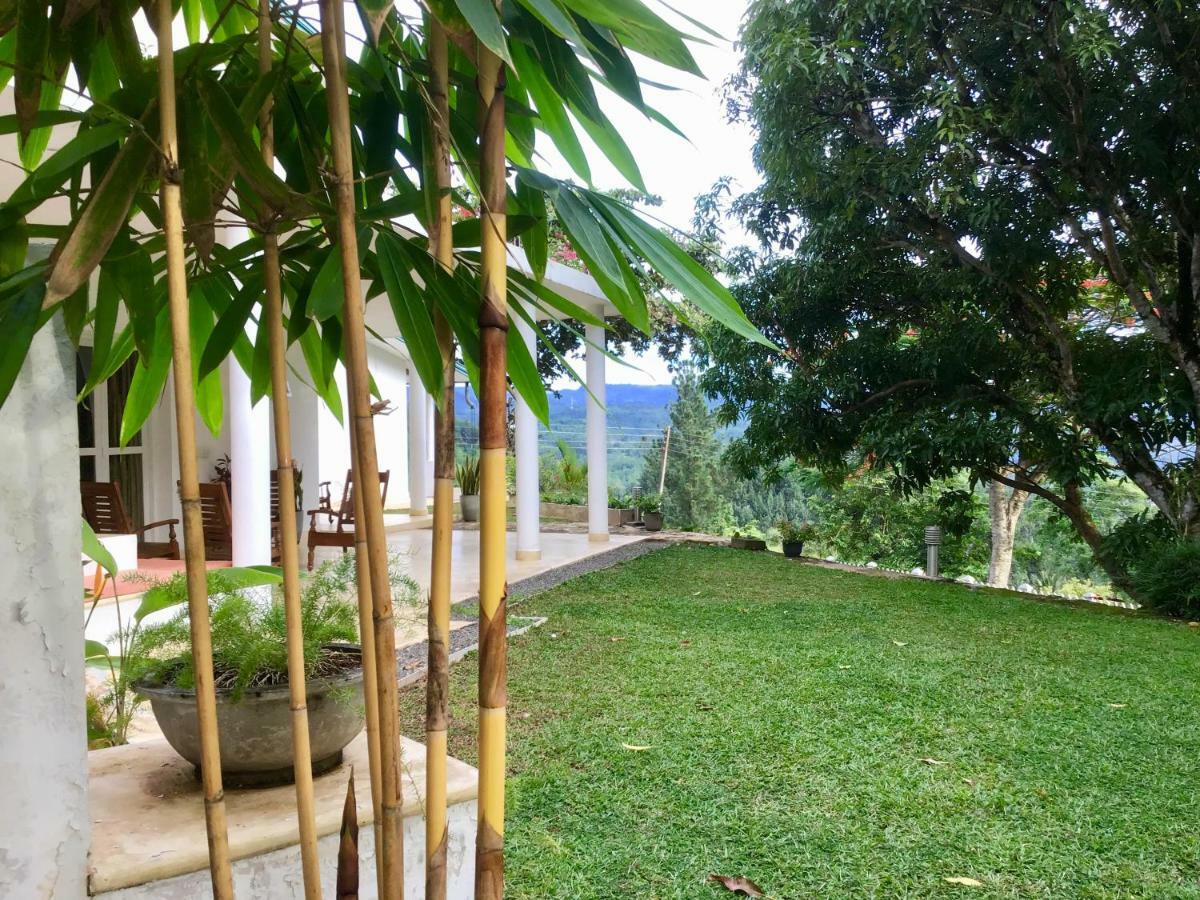 Amandari Holiday Villa Gelioya Exterior photo